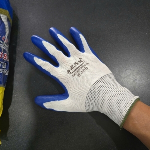 GĂNG TAY NITRILE 388 